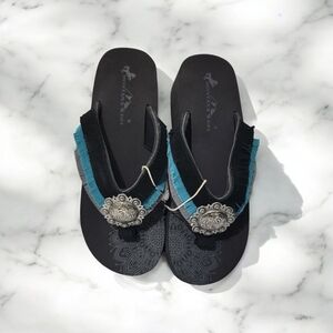 Elegant Black and Blue Women's Sandals